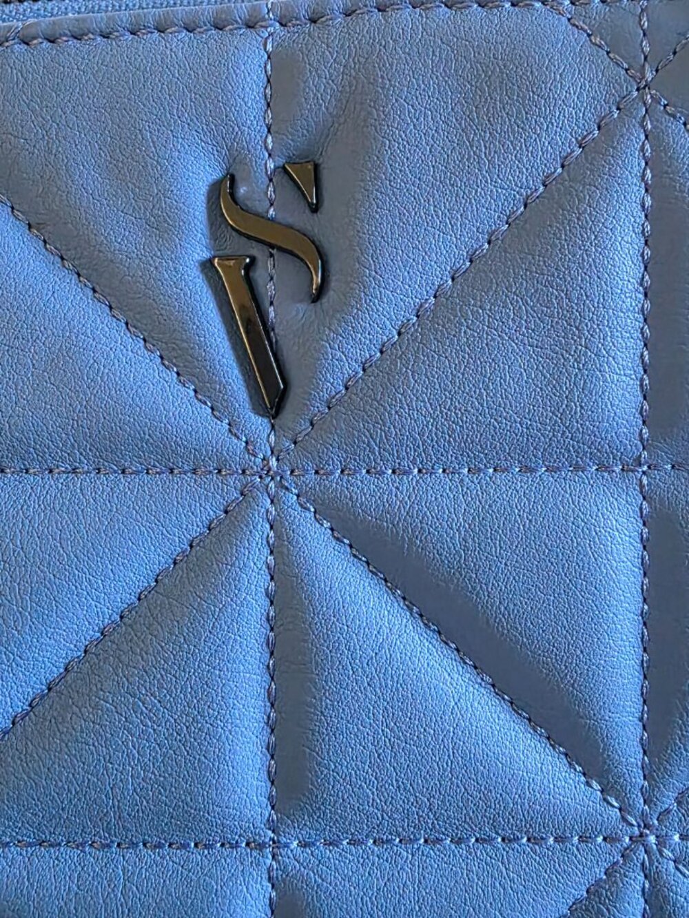 "Simply Vera" Vera Wang Buena Satchel Quilted Blue Purse - Picture 6 of 6